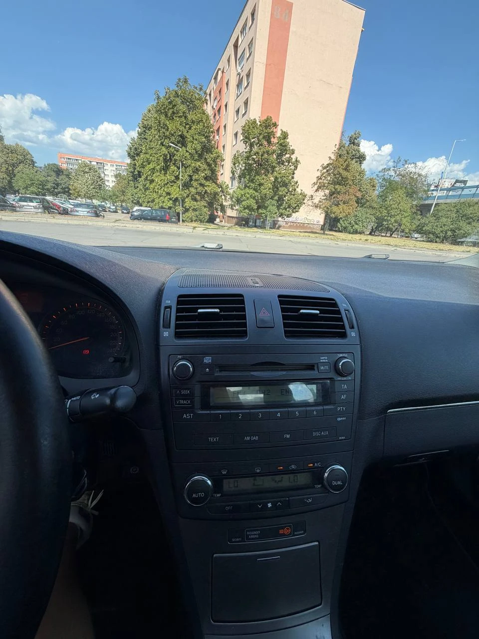 Toyota Avensis 1.8 ������/��� | Mobile.bg � ����������� 10