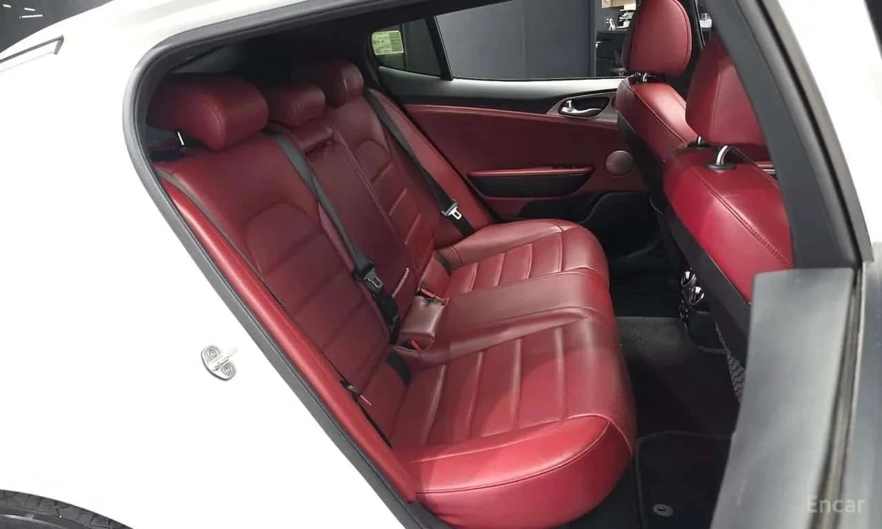 Kia Stinger | Mobile.bg � ����������� 12