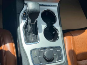 Jeep Grand cherokee SRT/6.4/AWD/УНИКАТ/FULL/1 СОБСТВЕНИК, снимка 16