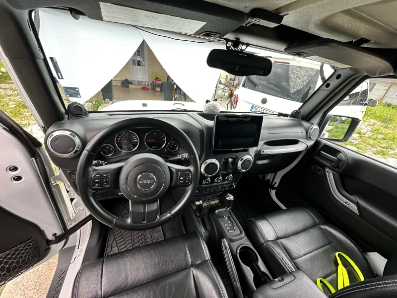 Jeep Wrangler, снимка 12 - Автомобили и джипове - 47308643