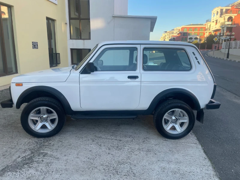 Lada Niva 1.7, снимка 1 - Автомобили и джипове - 48387433