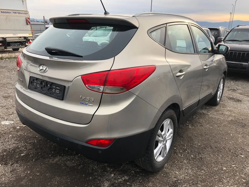 Hyundai IX35 1.7 CRDI ITALIA, снимка 7 - Автомобили и джипове - 48606127