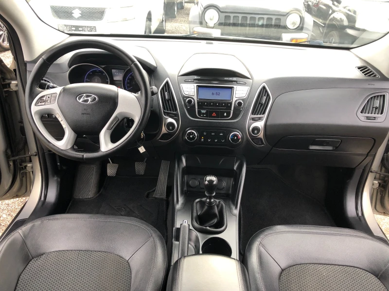 Hyundai IX35 1.7 CRDI ITALIA, снимка 16 - Автомобили и джипове - 48606127