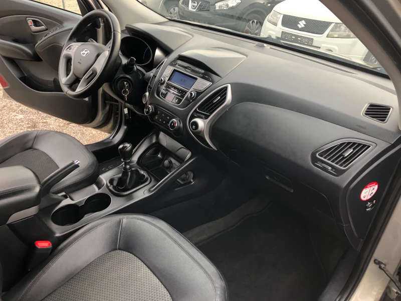 Hyundai IX35 1.7 CRDI ITALIA, снимка 14 - Автомобили и джипове - 48606127