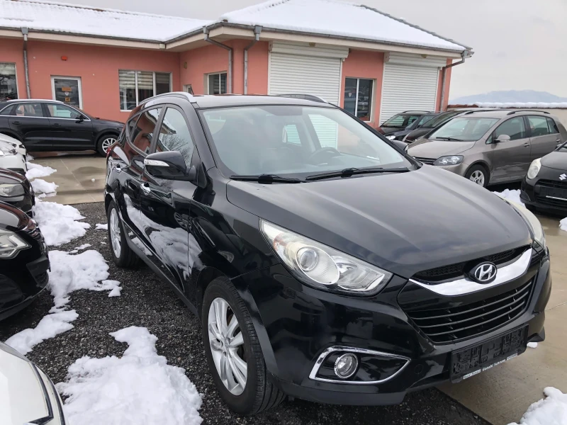 Hyundai IX35 4WD, снимка 3 - Автомобили и джипове - 48681143