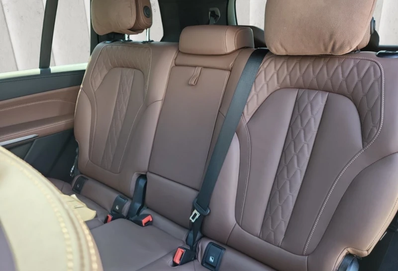 BMW X7 M50i, снимка 17 - Автомобили и джипове - 51222732