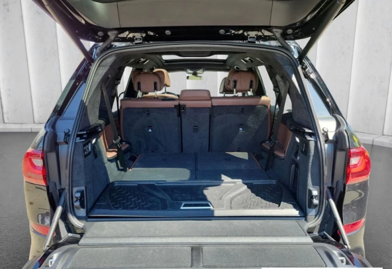 BMW X7 M50i, снимка 9 - Автомобили и джипове - 51222732