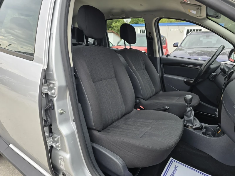 Dacia Duster 1.5d 110к.с 4x4, снимка 12 - Автомобили и джипове - 51048821