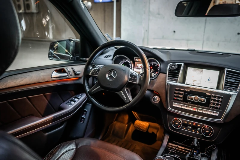 Mercedes-Benz GL GL 400, снимка 15 - Автомобили и джипове - 52547089