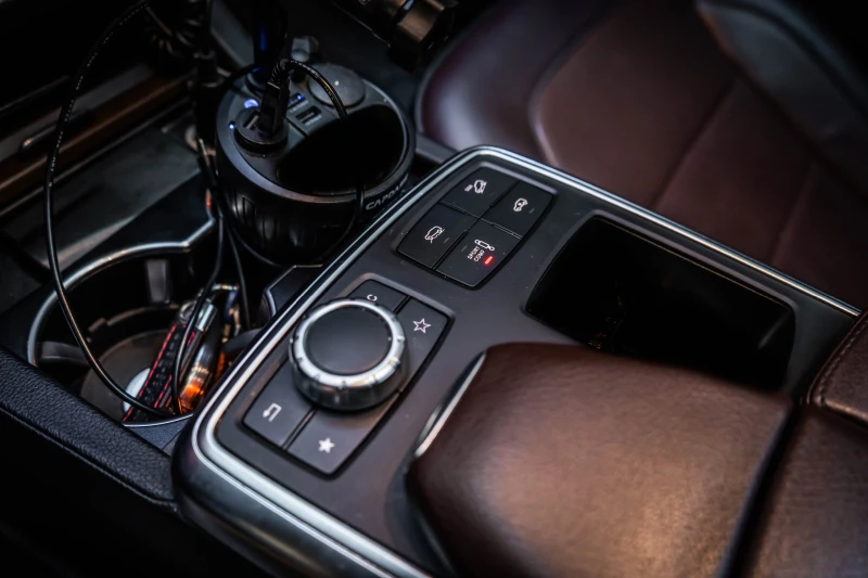 Mercedes-Benz GL GL 400, снимка 8 - Автомобили и джипове - 52547089