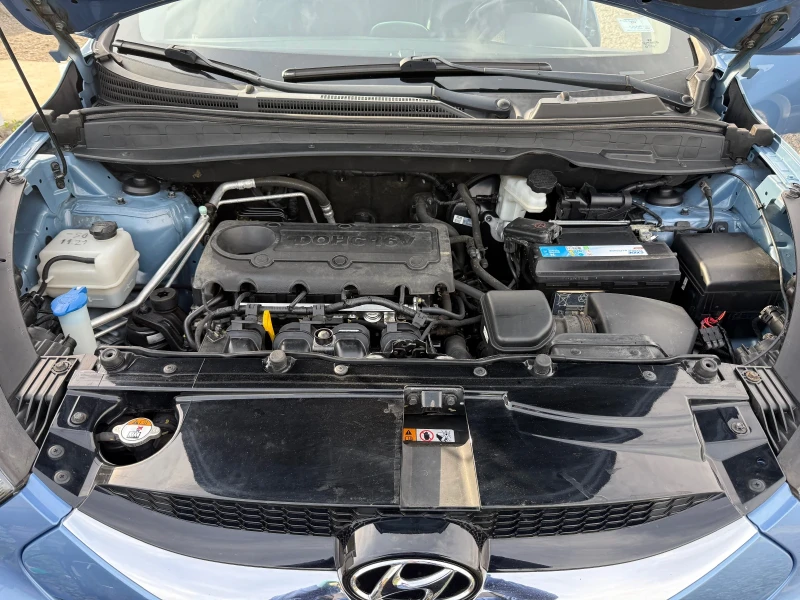 Hyundai IX35 2.0 ШВЕЙЦАРИЯ AWD , снимка 2 - Автомобили и джипове - 52472558