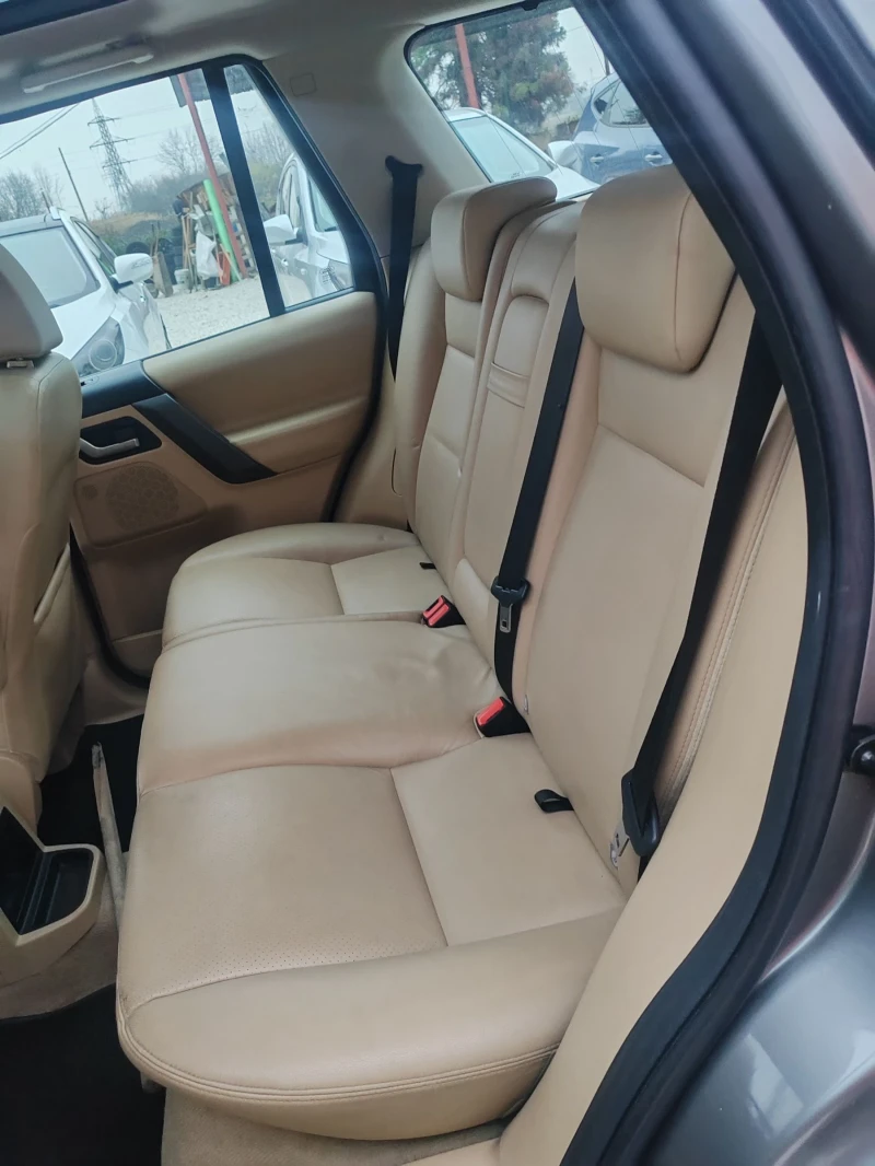 Land Rover Freelander 22, 150к.с. Люксембург, ТОП, снимка 8 - Автомобили и джипове - 52655273