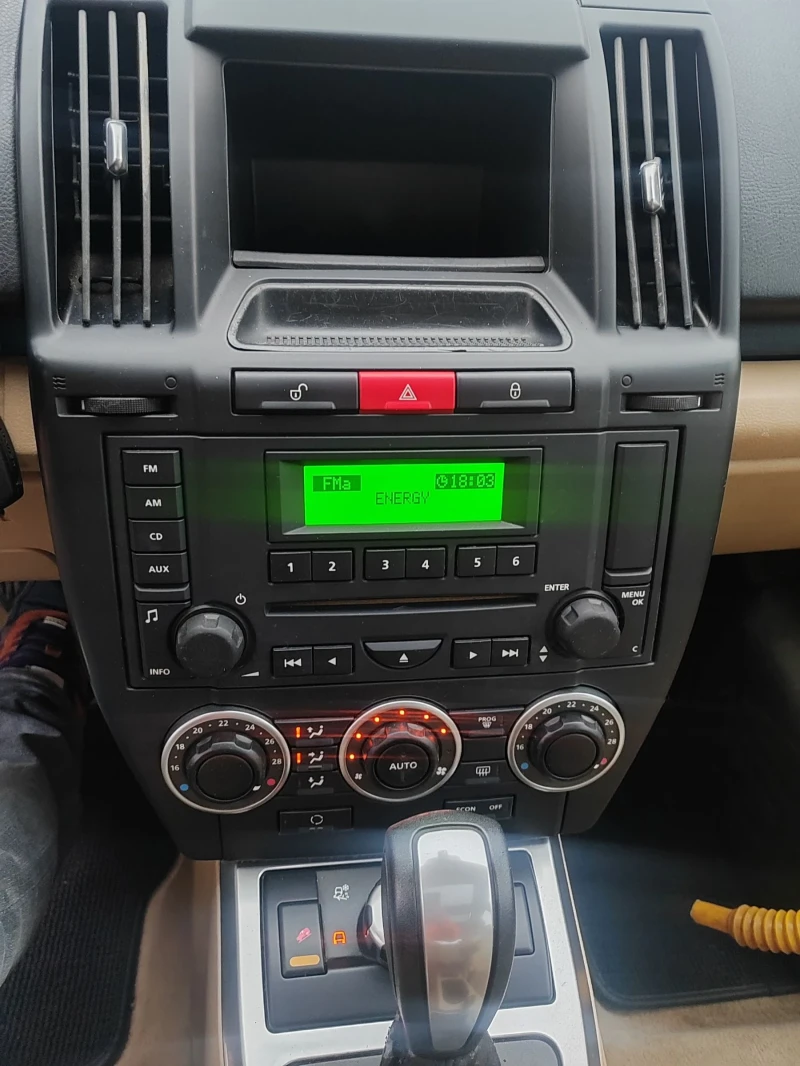 Land Rover Freelander 22, 150к.с. Люксембург, ТОП, снимка 12 - Автомобили и джипове - 52655273