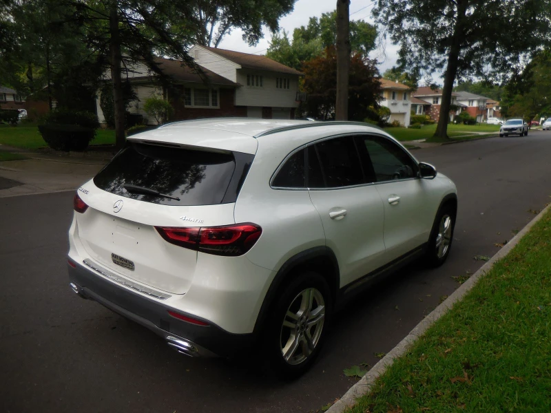 Mercedes-Benz GLA 250, снимка 6 - Автомобили и джипове - 53186974