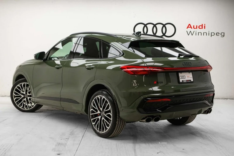 Audi SQ5 * quattro Premium Plus * CARFAX /DISTRONIC/ MATRIX, снимка 6 - Автомобили и джипове - 53451714