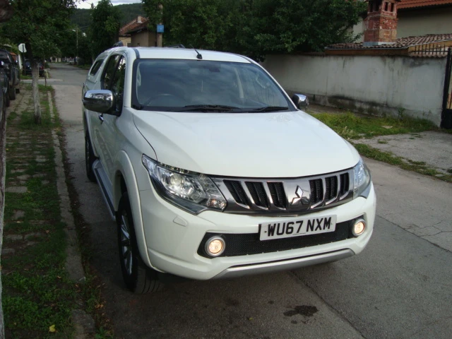 Mitsubishi L200 Barbarian 2.5, снимка 3 - Автомобили и джипове - 47667642