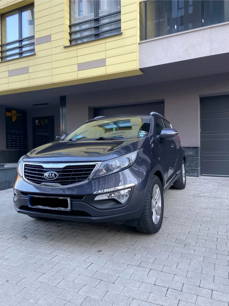 Kia Sportage, снимка 6 - Автомобили и джипове - 48562081