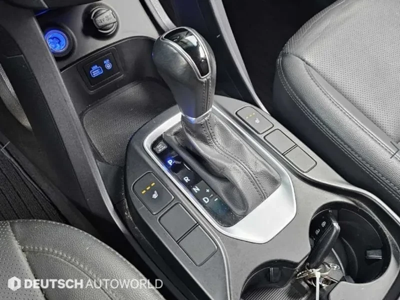 Hyundai Santa fe 2.0, снимка 9 - Автомобили и джипове - 54256602