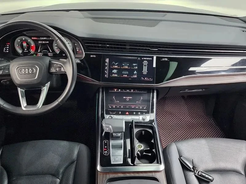 Audi Q7, снимка 7 - Автомобили и джипове - 56689740