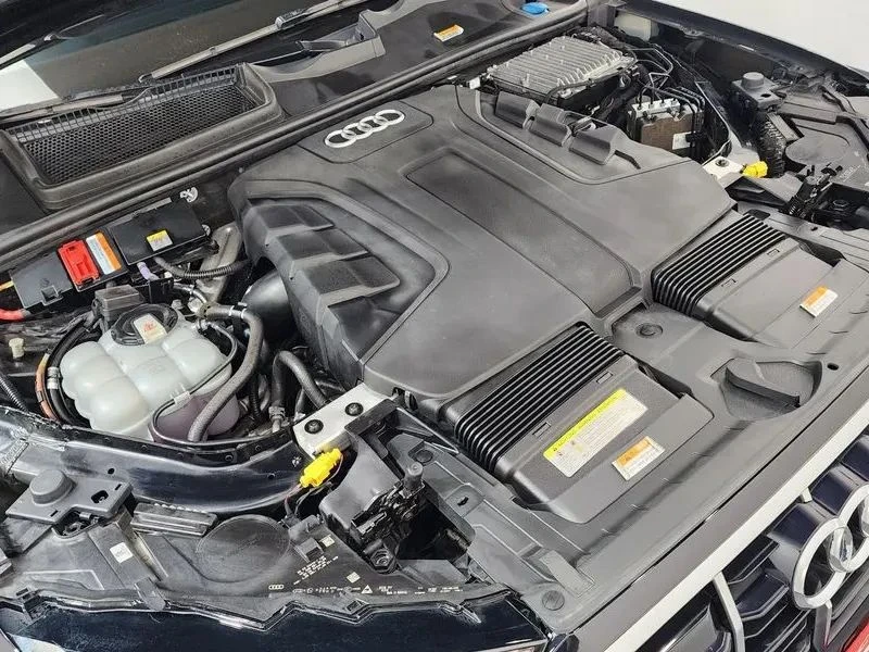 Audi Q7, снимка 6 - Автомобили и джипове - 56689740