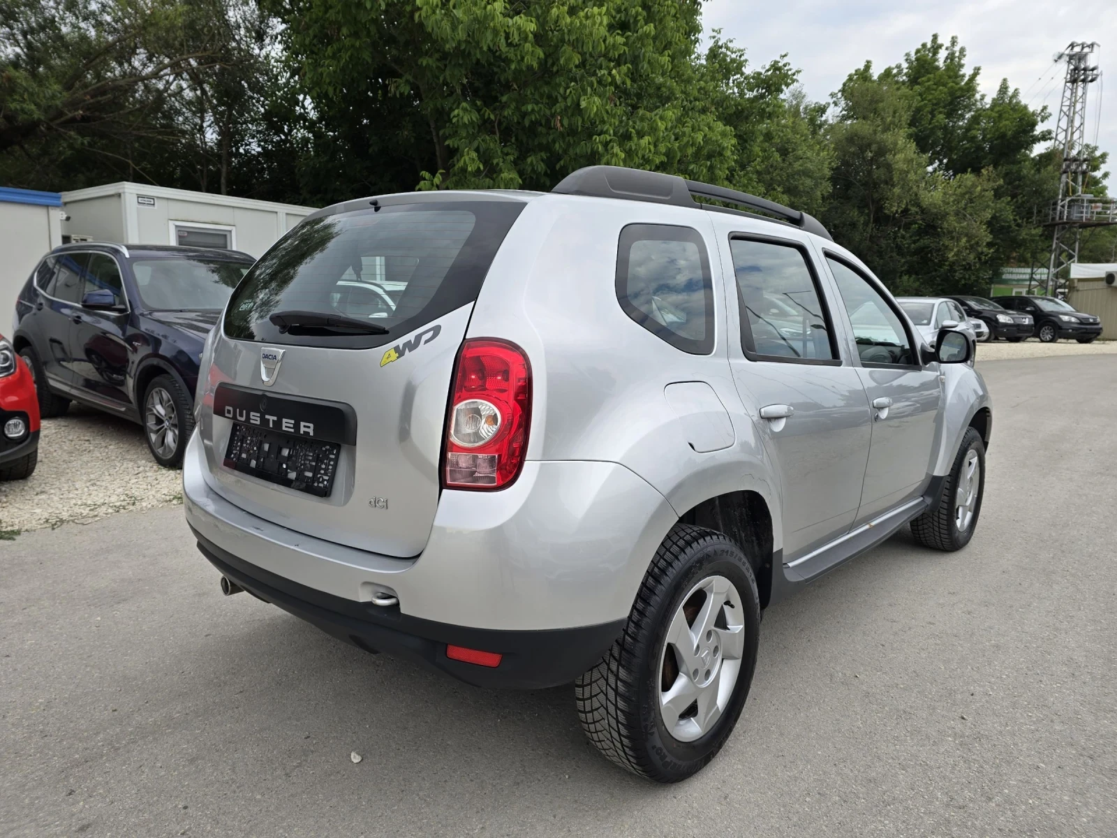 Dacia Duster 1.5d 110к.с 4x4 - изображение 4