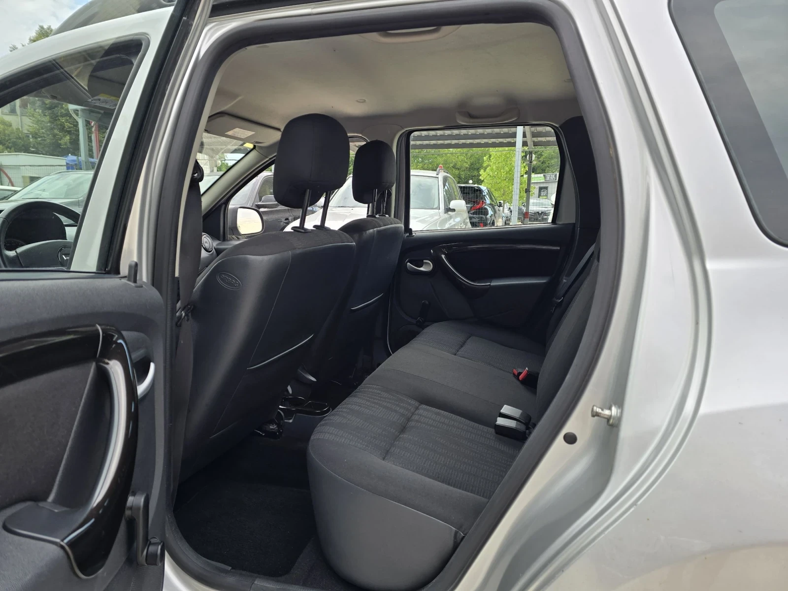 Dacia Duster 1.5d 110. 4x4 | Mobile.bg   11