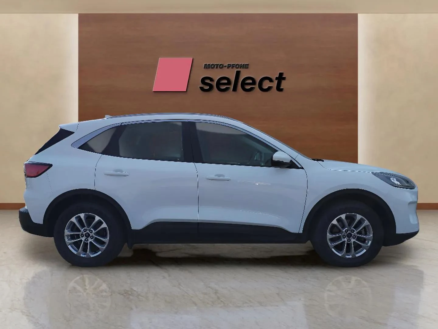 Ford Kuga 2.5 FHEV - изображение 4