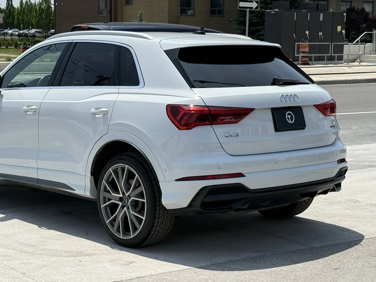 Audi Q3 2.0 TFSI Quattro Technik - изображение 6