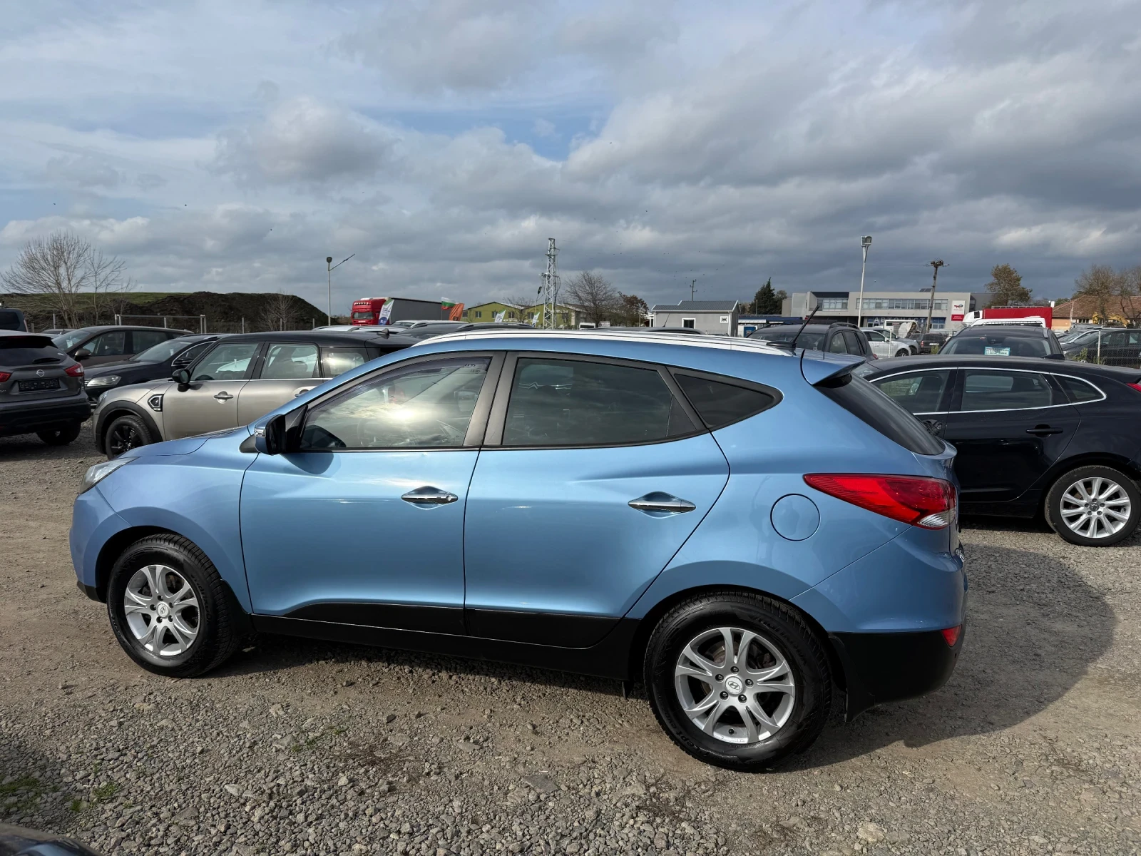 Hyundai IX35 2.0  AWD  | Mobile.bg   10