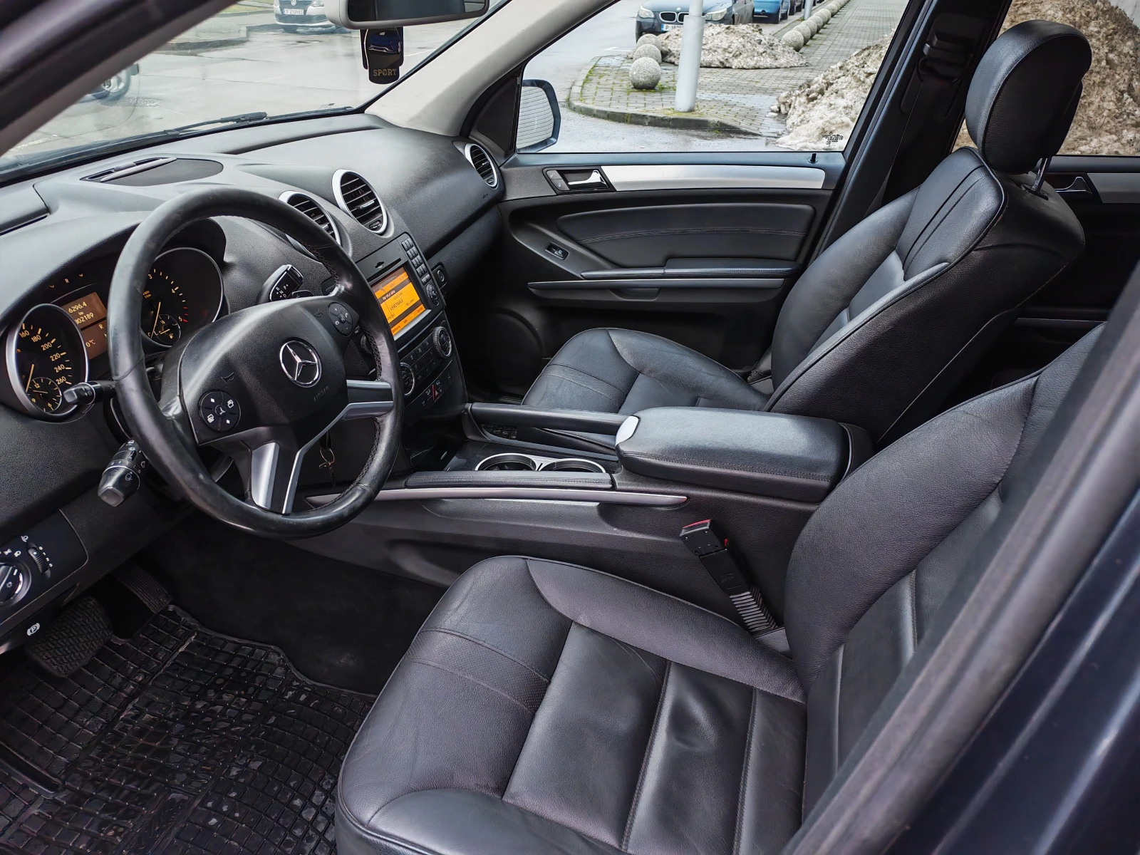 Mercedes-Benz ML 350 3.5CDI-НА ПРУЖИНИ - изображение 9