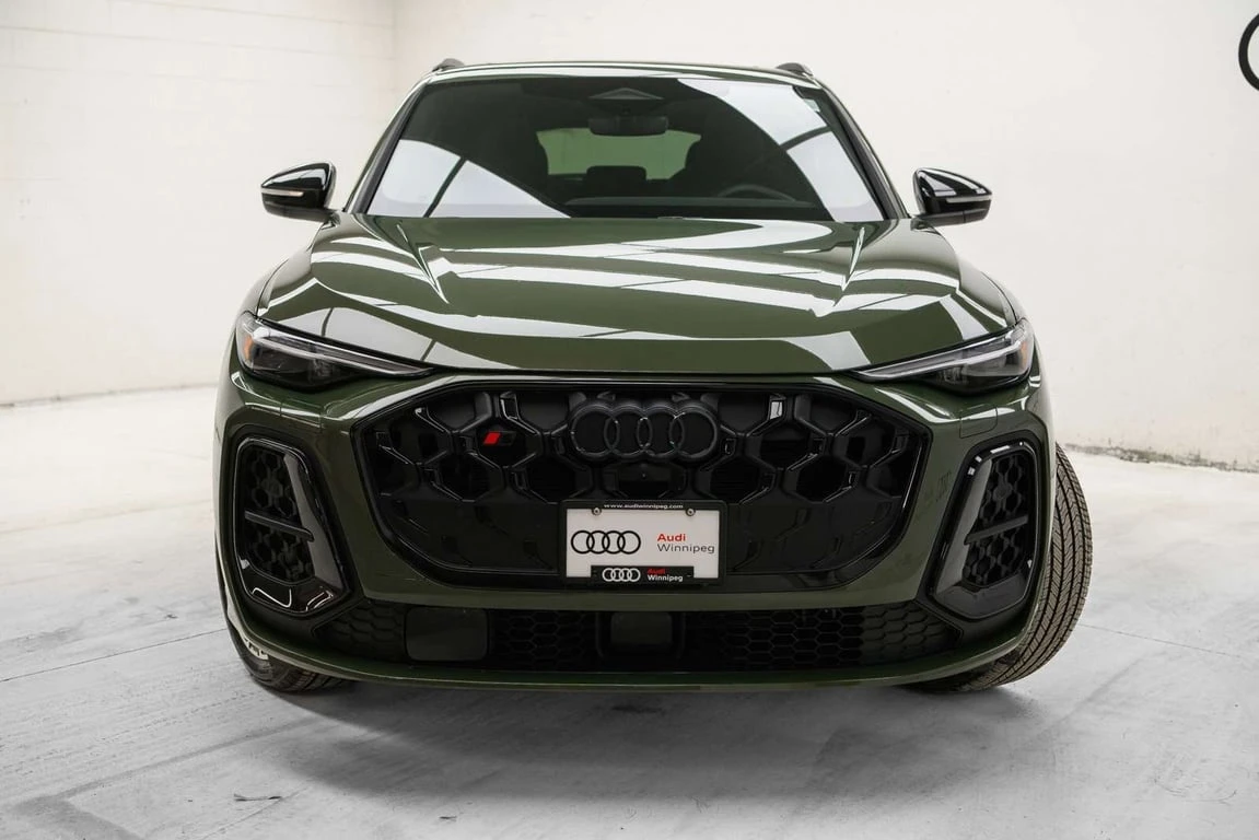 Audi SQ5 * quattro Premium Plus * CARFAX /DISTRONIC/ MATRIX - изображение 2