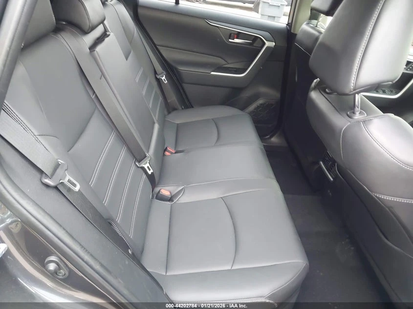 Toyota Rav4 * Hybrid* Xle Premium* , снимка 8 - Автомобили и джипове - 54022804