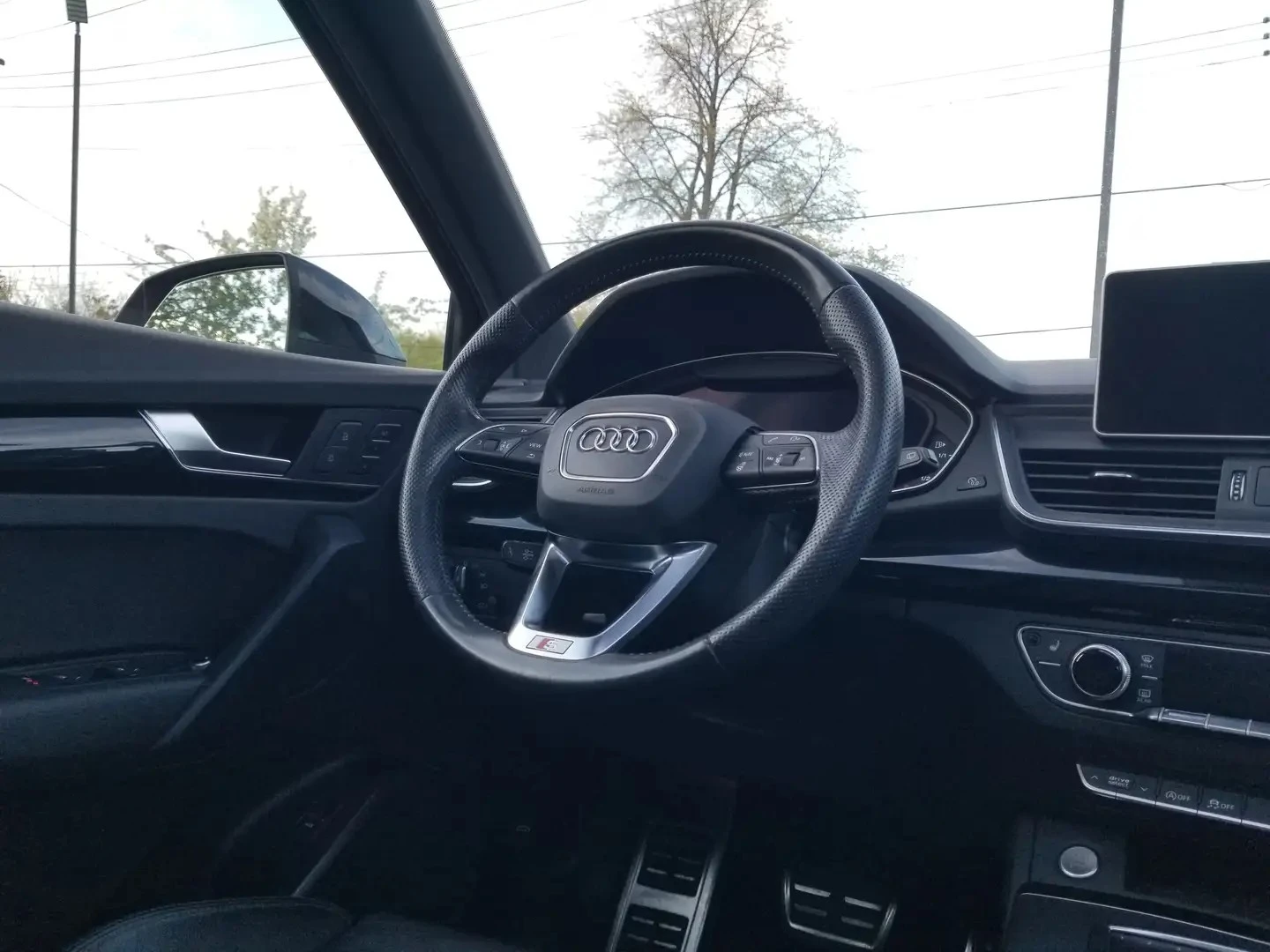 Audi Q5 PROGRESSIV * AвтоКредит * (ЦЕНА ДО БГ), снимка 8 - Автомобили и джипове - 54895438
