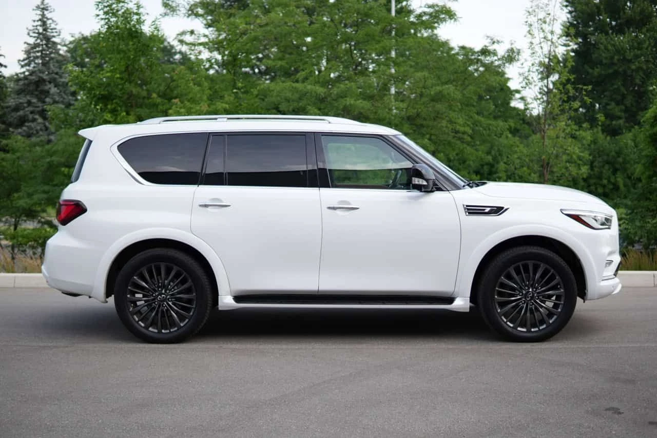 Infiniti QX80 LUXE/BOSE/360/DIS/, снимка 3 - Автомобили и джипове - 55118192