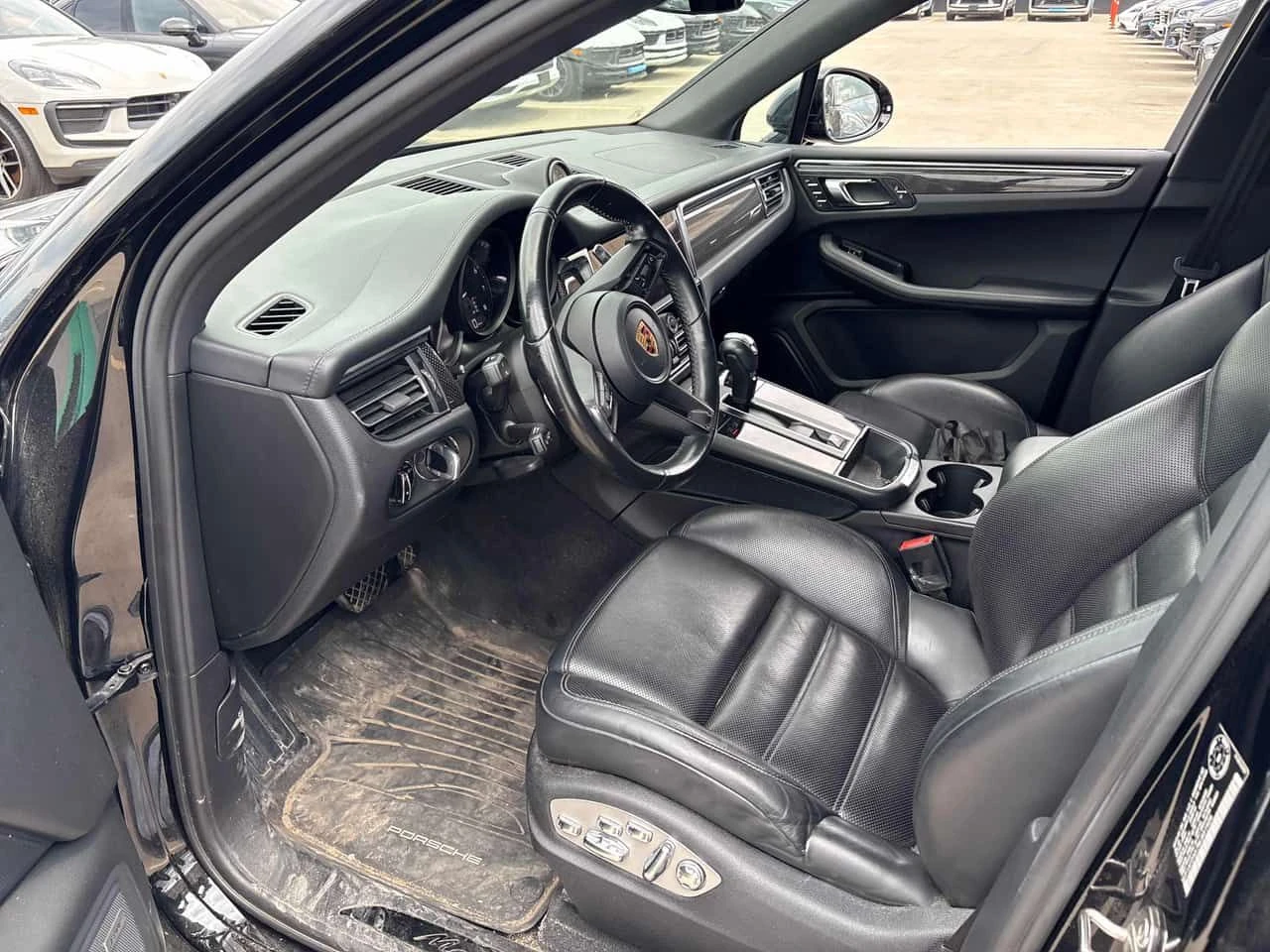 Porsche Macan * GTS * CARFAX * ОПЦИЯ ЗА ФИНАНСИРАНЕ , снимка 5 - Автомобили и джипове - 55227048