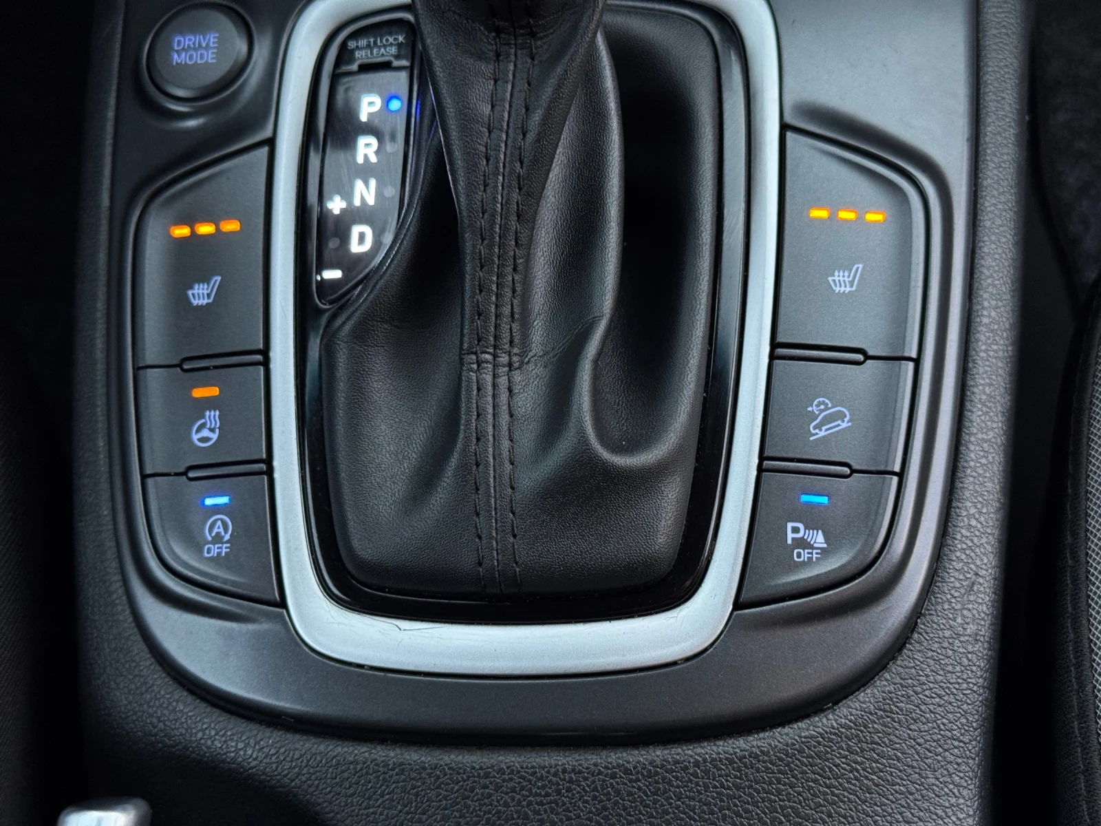 Hyundai Kona Автомат, Дистроник, Keyless, 2019g, снимка 16 - Автомобили и джипове - 55881593