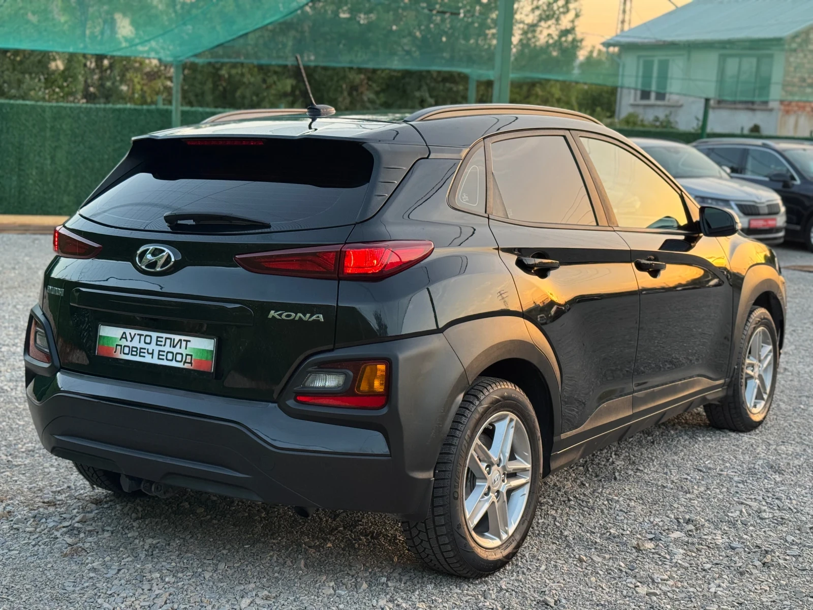Hyundai Kona Автомат, Дистроник, Keyless, 2019g, снимка 3 - Автомобили и джипове - 55881593