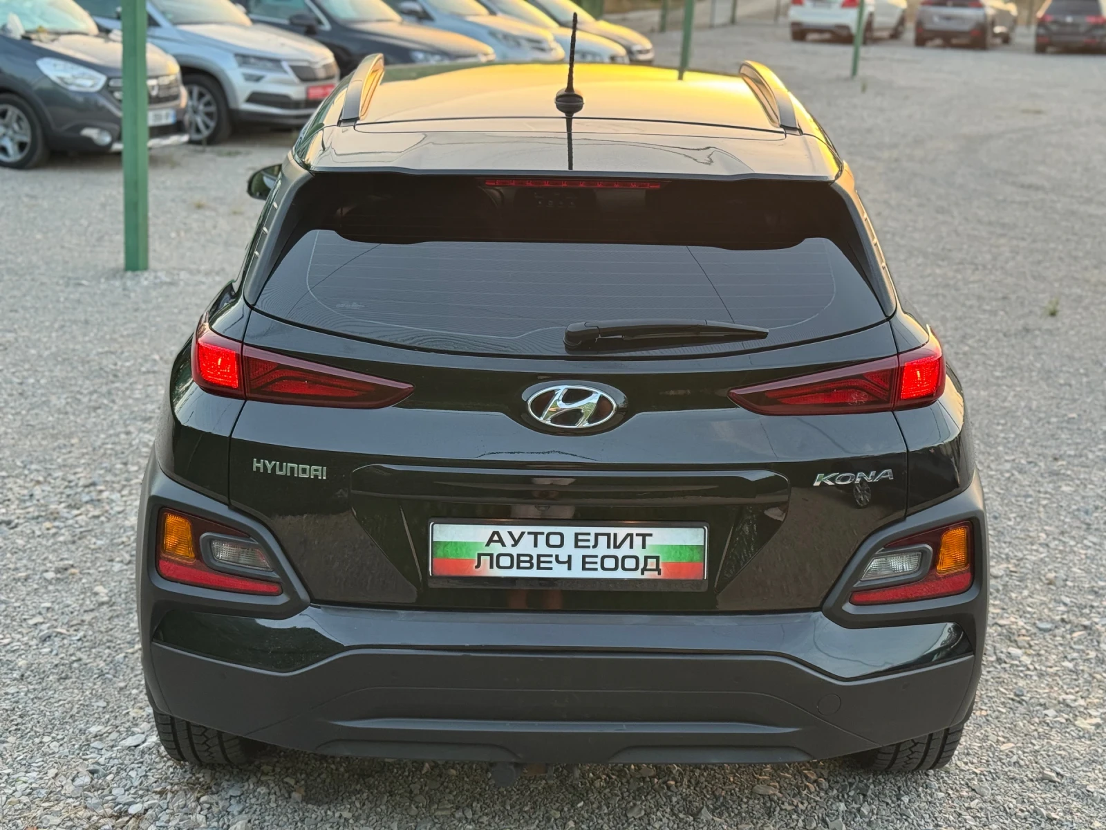 Hyundai Kona Автомат, Дистроник, Keyless, 2019g, снимка 4 - Автомобили и джипове - 55881593