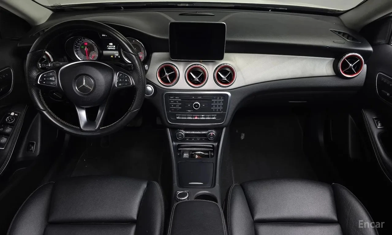 Mercedes-Benz GLA 200 TURBO* ��������* �����* �������* ������ ����*  | Mobile.bg � ����������� 8