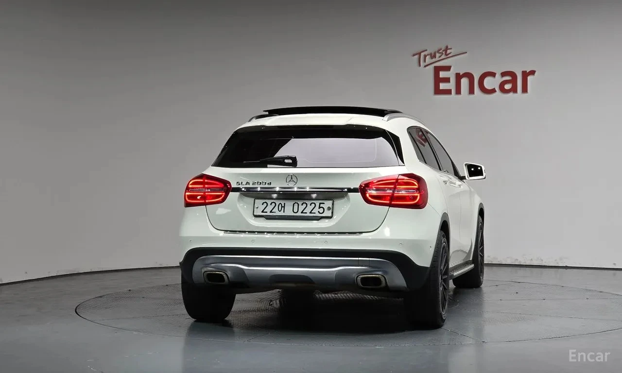 Mercedes-Benz GLA 200 TURBO* ��������* �����* �������* ������ ����*  | Mobile.bg � ����������� 4