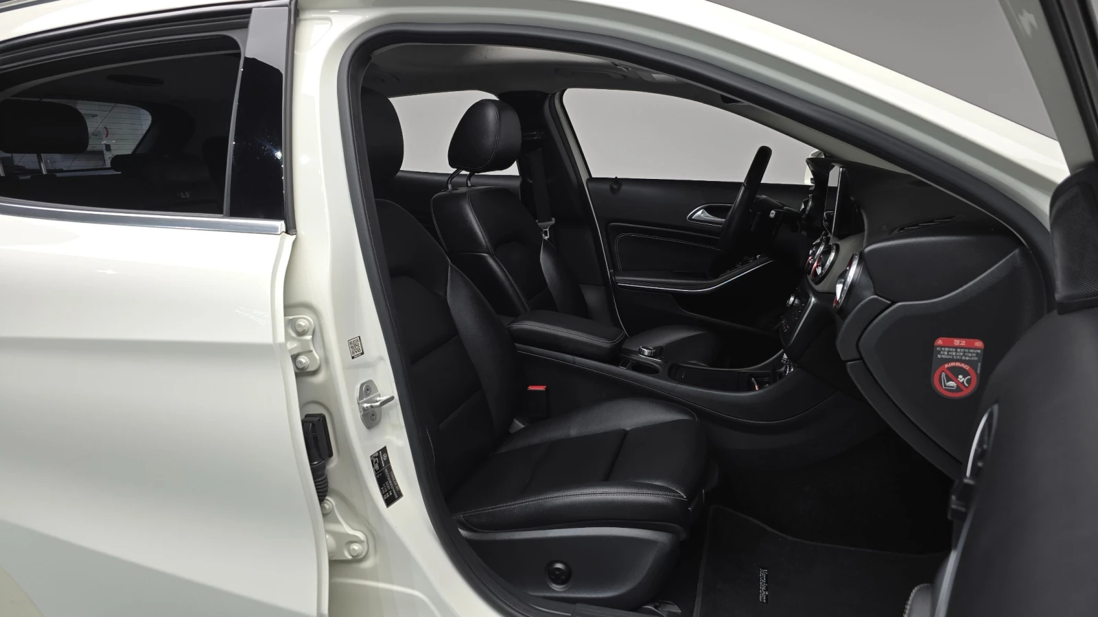 Mercedes-Benz GLA 200 TURBO* ��������* �����* �������* ������ ����*  | Mobile.bg � ����������� 7
