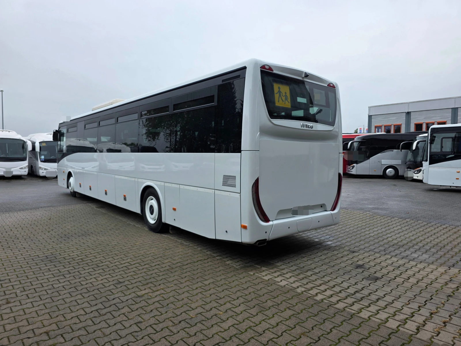 Iveco Classic Crossway, снимка 5 - Бусове и автобуси - 56598543