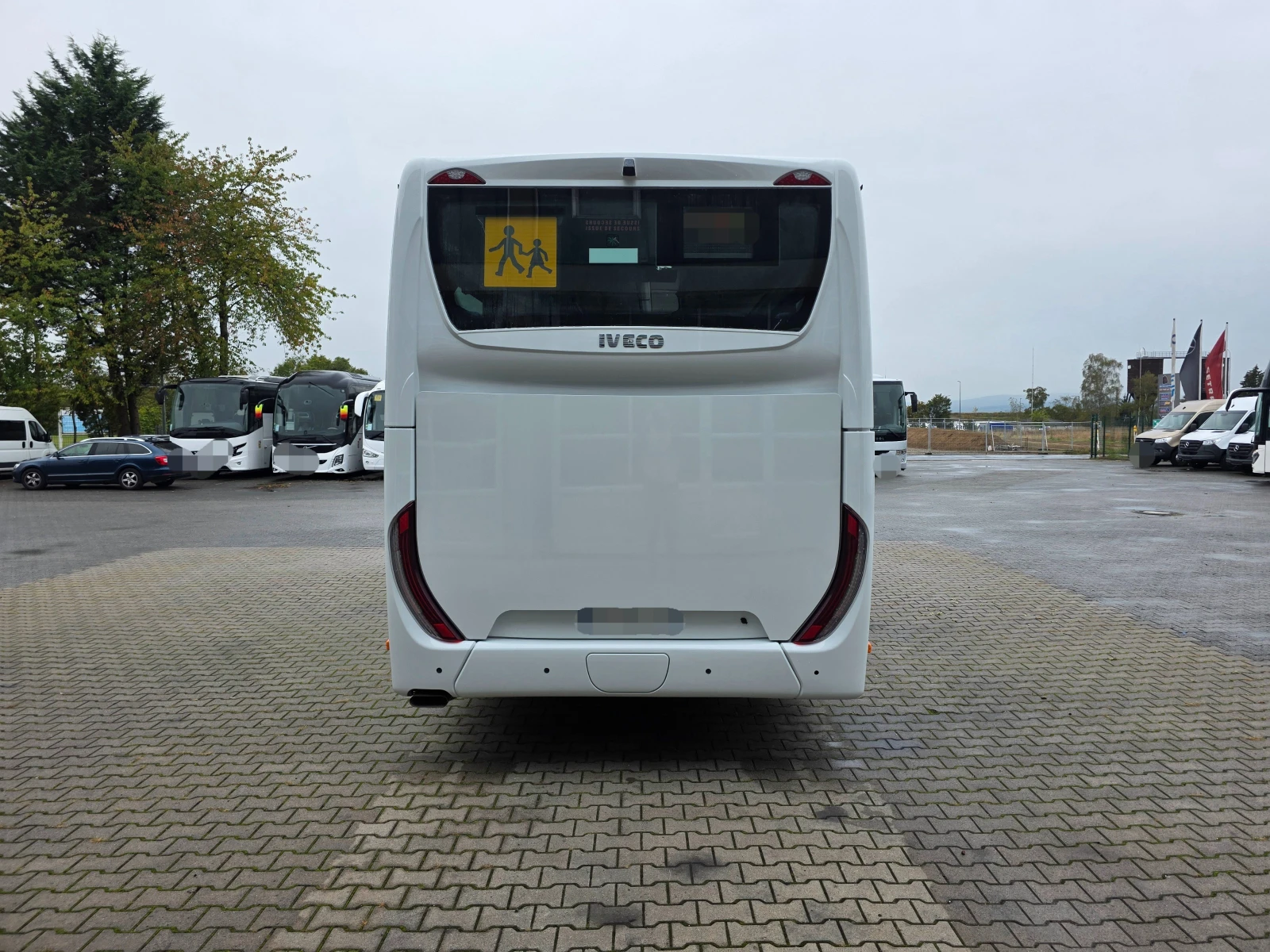 Iveco Classic Crossway, снимка 6 - Бусове и автобуси - 56598543