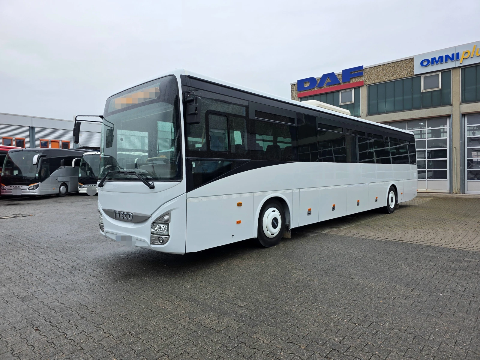 Iveco Classic Crossway, снимка 3 - Бусове и автобуси - 56598543
