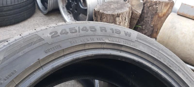 Гуми Летни 245/45R19, снимка 9 - Гуми и джанти - 32913641