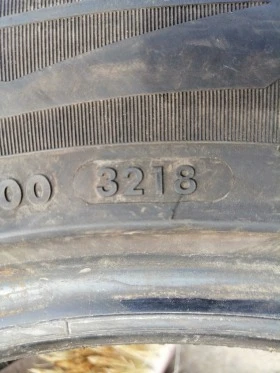 Гуми Зимни 215/65R16, снимка 5 - Гуми и джанти - 42836511