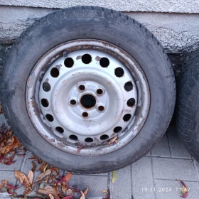 Гуми с джанти Goodyear 215/55R16, снимка 2 - Гуми и джанти - 48085240