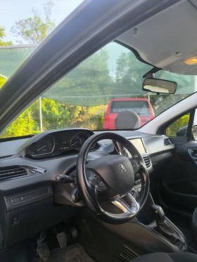 Peugeot 208 1.2 , снимка 7