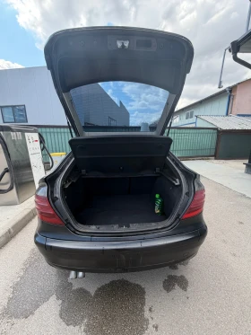 Mercedes-Benz C 220, снимка 2