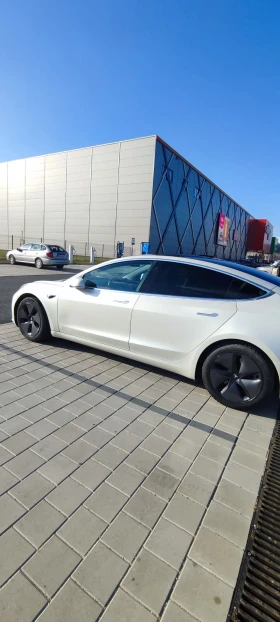 Tesla Model 3 Standard Range Plus, снимка 4